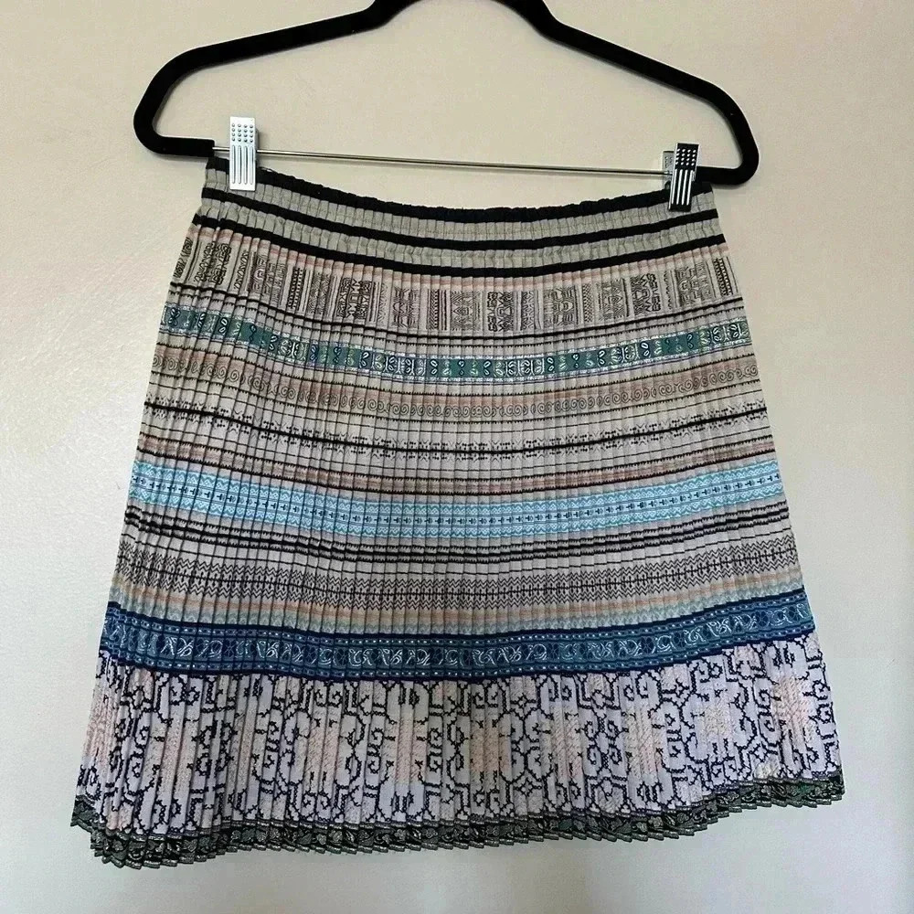 NWT Club Monaco Pleated Print Mini Skirt